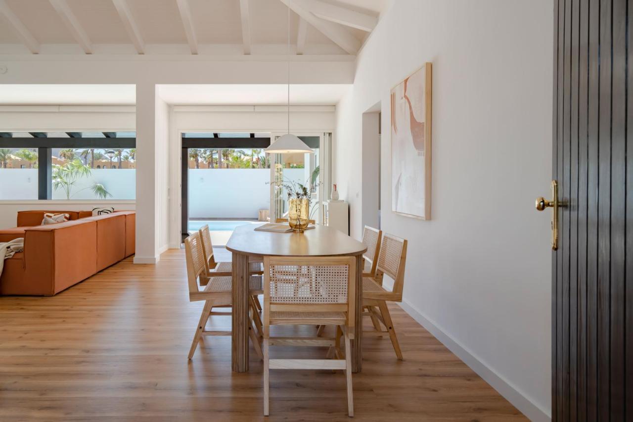 Tropico - Design House With Pool In Corralejo